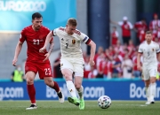 雷火电竞入驻-瑞典与斯洛伐克比拼，场上精彩对决尽展