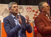 雷火电竞亚洲先驱-凯泽斯劳滕客场失利，保级险境的简单介绍