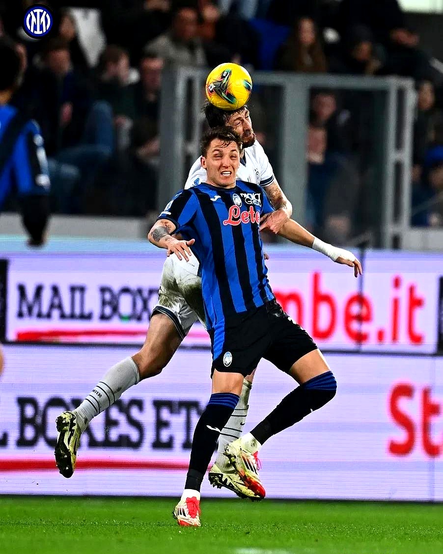 切尔西战平曼城，阿扎尔补时绝平意甲